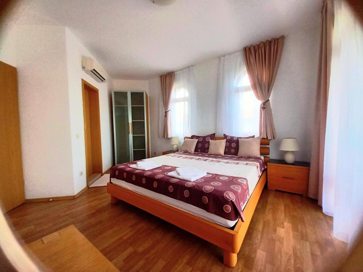 Къща За Гости Мускат 2 Aheloy Exterior photo